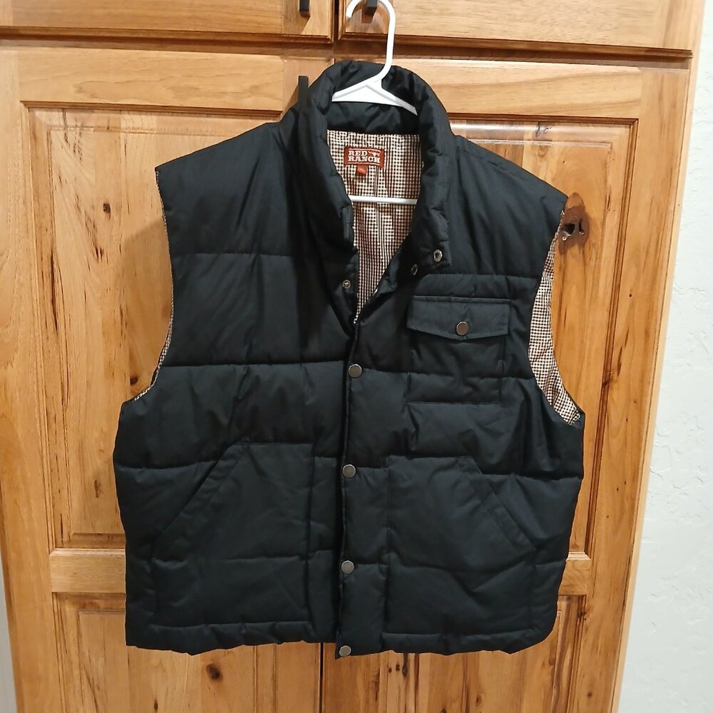 Red Ranch Quilted Workwear Vest - Picture 2 of 4